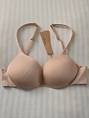 SKIMS Ultimate Push Up Plunge Bra Size:32B Mica